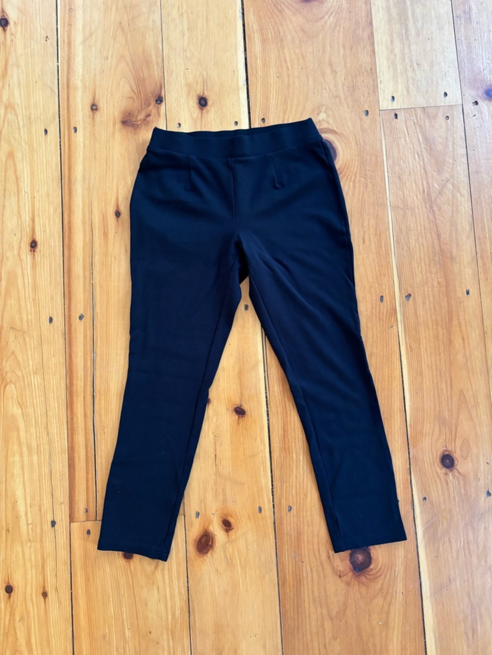 DKNY Black Pull-On Ankle Pants Size 8